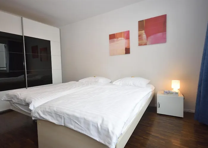 Apartment Amazing 2br Near - Flower 33 Zürich