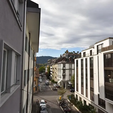 Amazing 2br Near - Flower 33 Apartment *