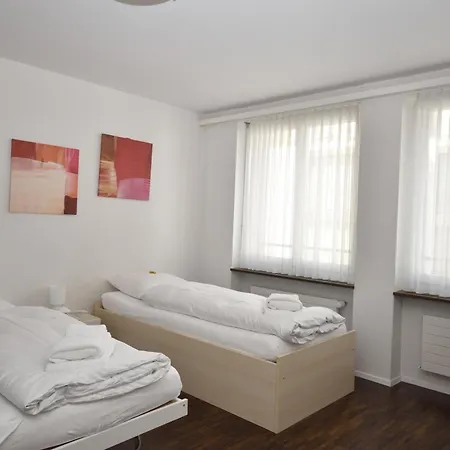Apartment Amazing 2br Near - Flower 33