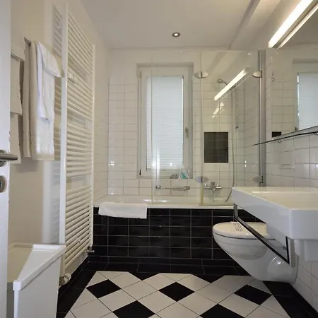 Apartment Amazing 2br Near - Flower 33